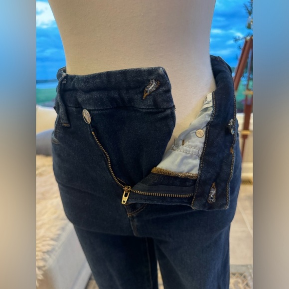 Good American Good Legs Crossover Waist - Picture 9 of 12